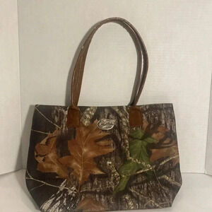 Camo Gator Handbag. With Inside Zip Pocket. Some Scuffing On Straps.